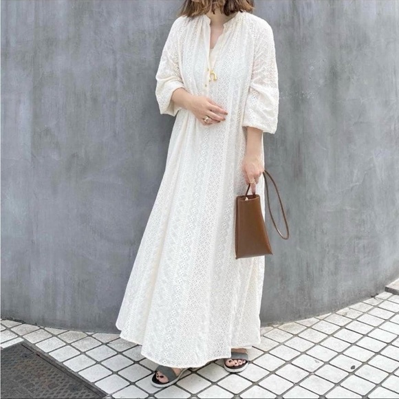 ZARA OPENWORK EMBROIDERY Midi DRESS CREAM New with tag Ref 4786/110 - Picture 9 of 16